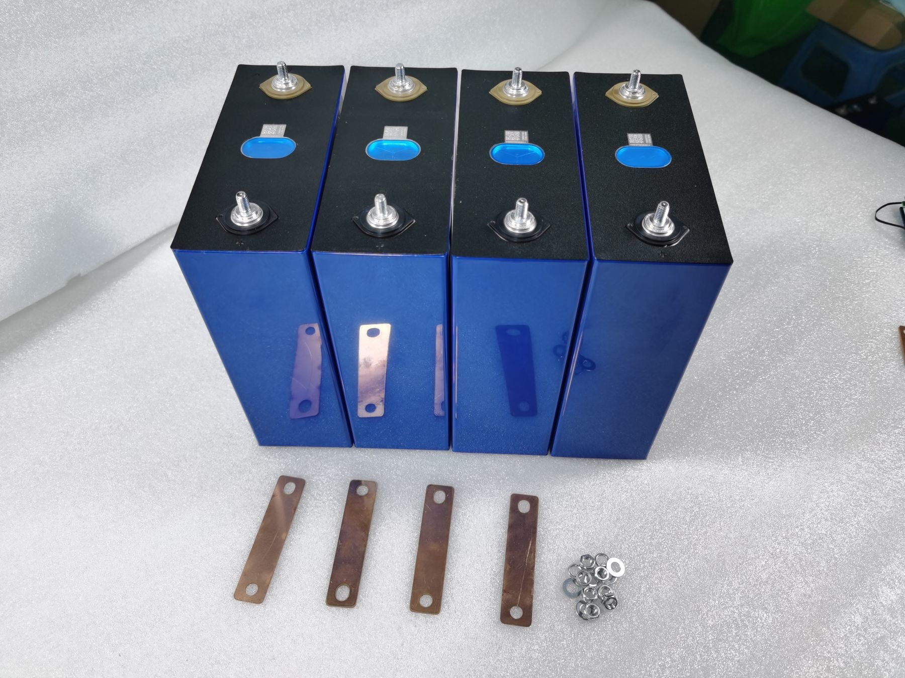 EVE Battery Lifepo4 Lithium Ion 320ah 3.2v For Solar Energy Storage System