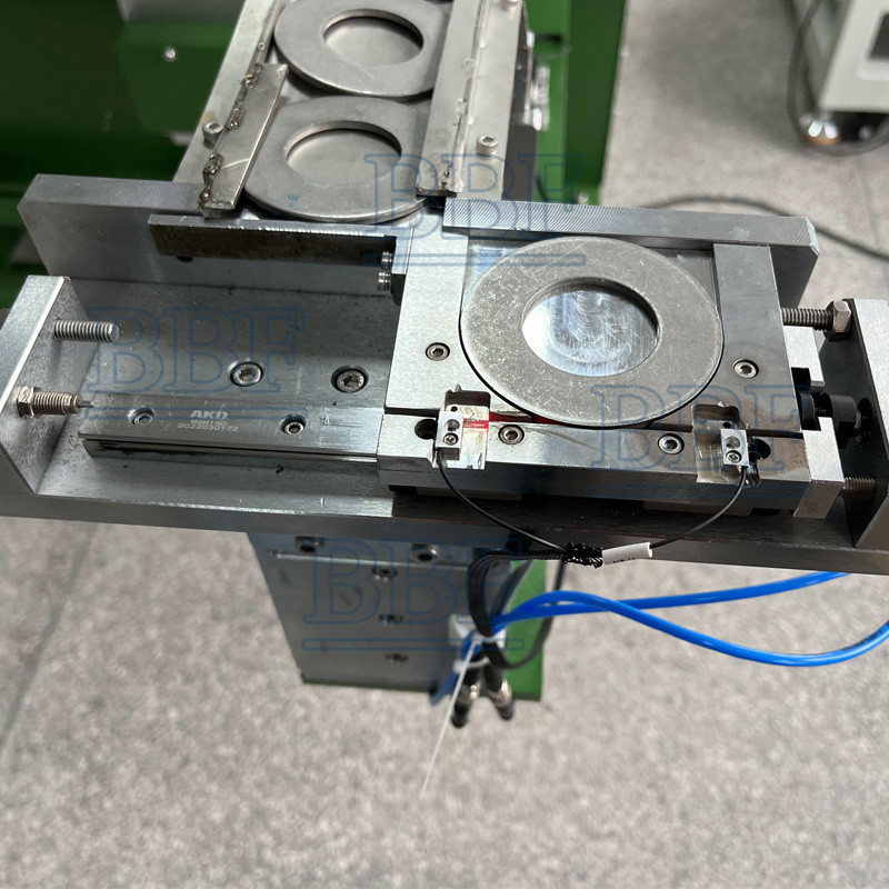 ROHS Customized Step Feeder Steel Rods Washers Rivet Step Feeding Machine