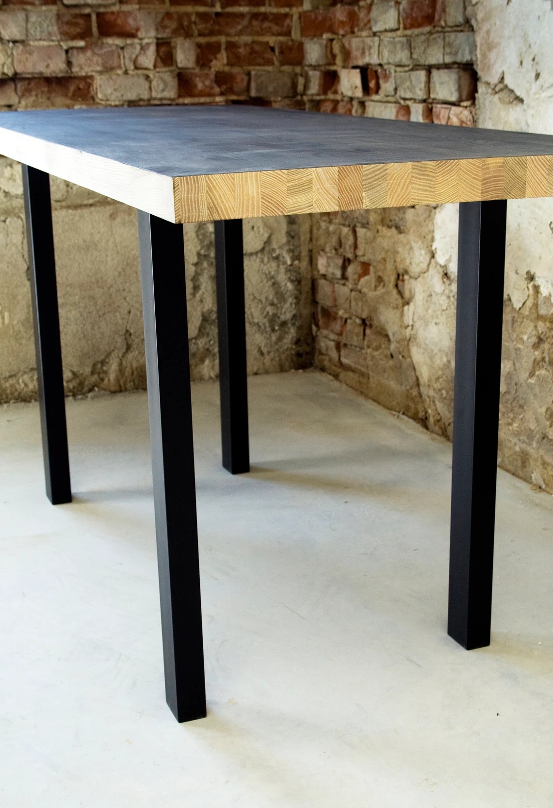 Structure Turning Metal Table Legs Furniture Legs Steel Work Surface Dining Table Base