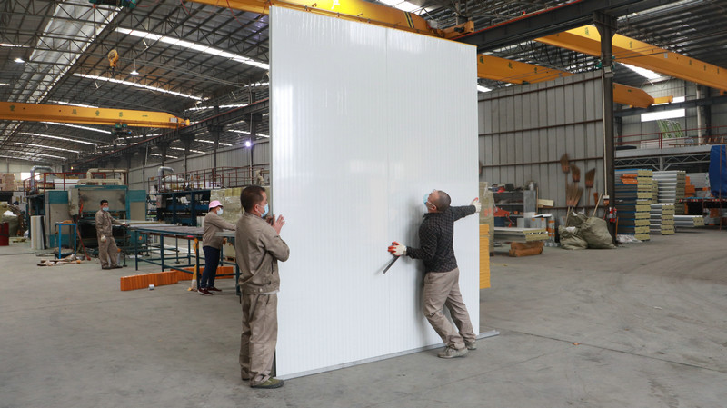 1150mm Width Rock Wool Prefab Sandwich Panel for Apartment