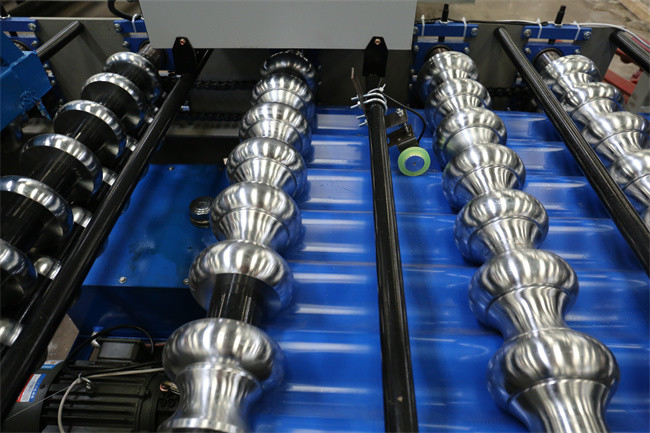 Roofing panel corrugated sheet roll forming machine metal fully automatic 30m/min high speed