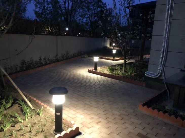 LED Solar Garden Light Waterproof 5W for Outdoor Yard Patio Driveway Garden Pathway