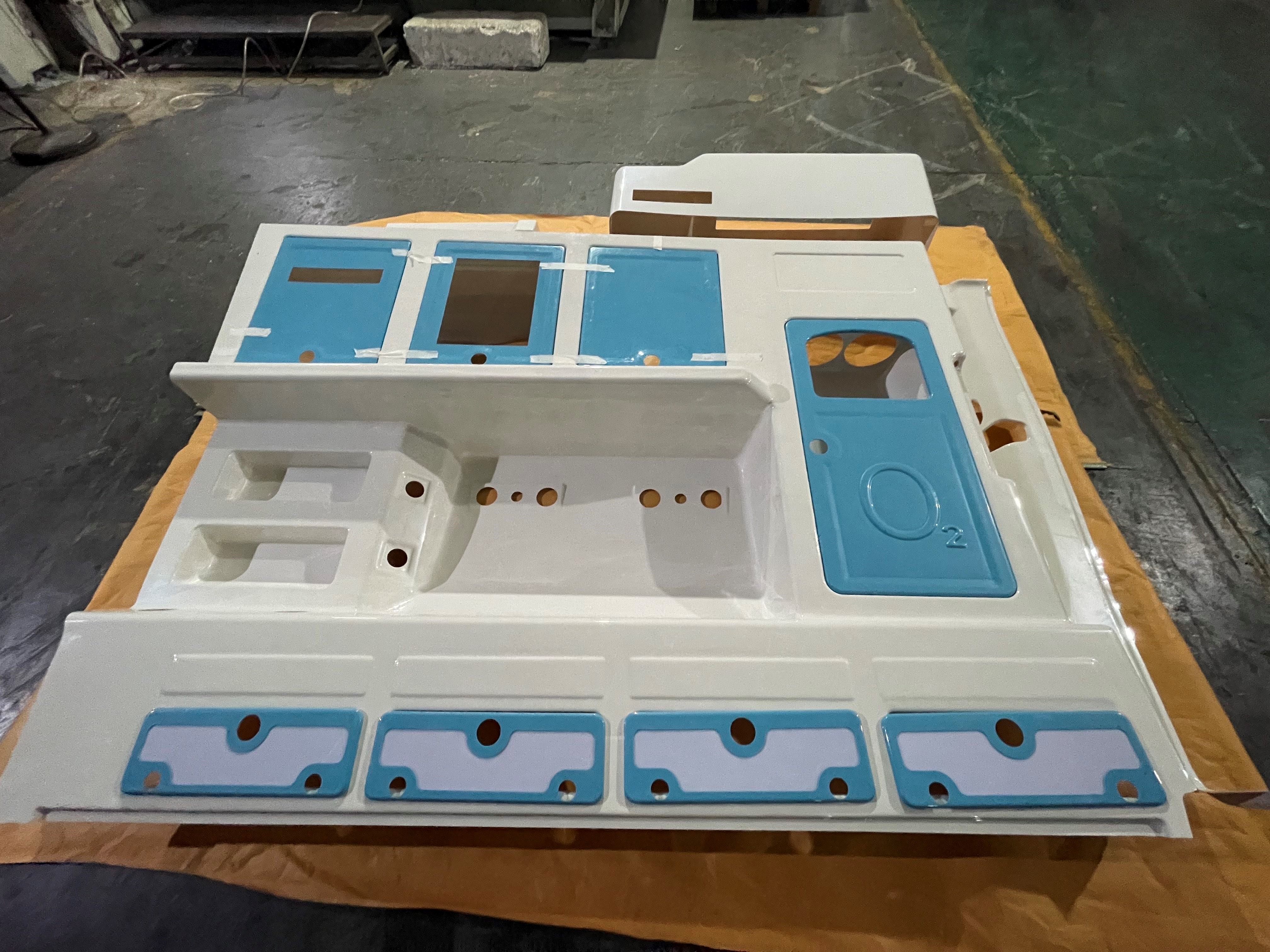 Custom Vacuum Forming Plastic Parts for Vehicle Roof Cover and Car Inner/Outer Accessories/Components by Moulding Service