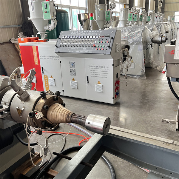 Auto Feeding Plastic Corrugated Pipe Machine / Flexible Corrugated Pipe Production Line
