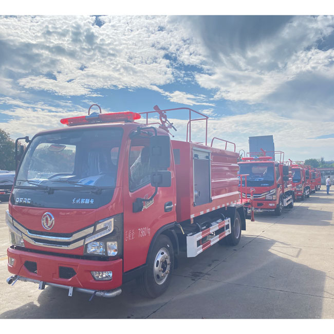 Lower Price 4*2 5000 Liters Water Sprinkler Truck Water Bowser Truck Fire Water Bowser Truck