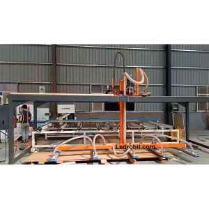  Automatic Wooden Board Conveyor Loading Machine with PLC Control and LCD Display Manufactures