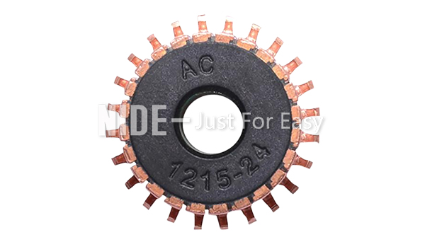 AC motor commutator