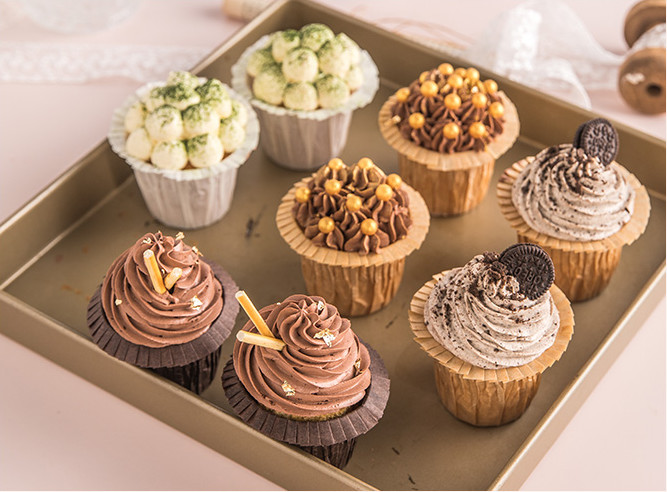 Flanging Top Hat Paper Cake Cups Non Stick High Temperature Baking