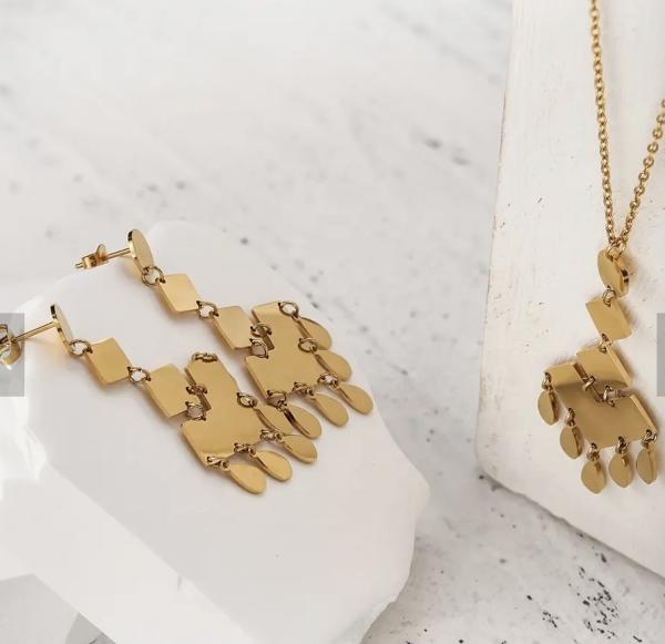 Sanfenly Gold Jewelry Sets for Women Girls Gold Layered Necklaces Chain