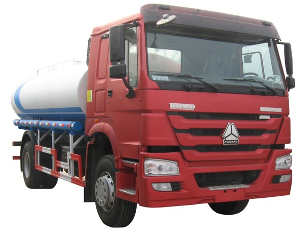 SINOTRUK HOWO 4x2 10,000 Liters oil fuel tank truck capacity for sale