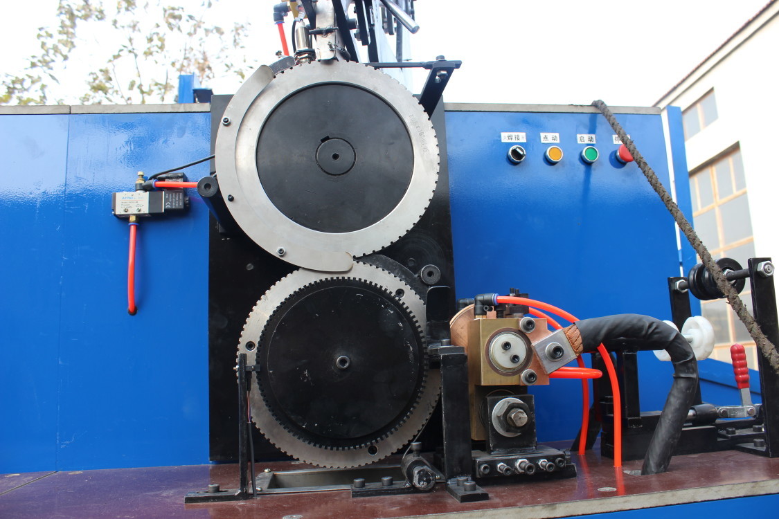 New Design Fully-Automatic Coil Roofing Nail Machine With Favorabel Price