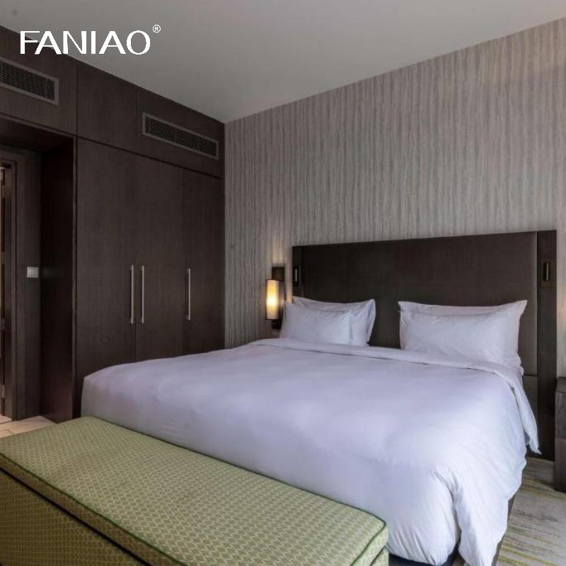 Hotel Project Wardrobe Manufacturer Hotel Bedroom Customized Sliding or Hinged Doors Wardrobe
