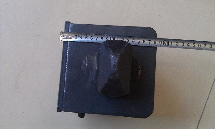 Semi Trailer Double Container Trailer Twistlock Twist Lock Front Pin Lock Trailer Parts Red and Black