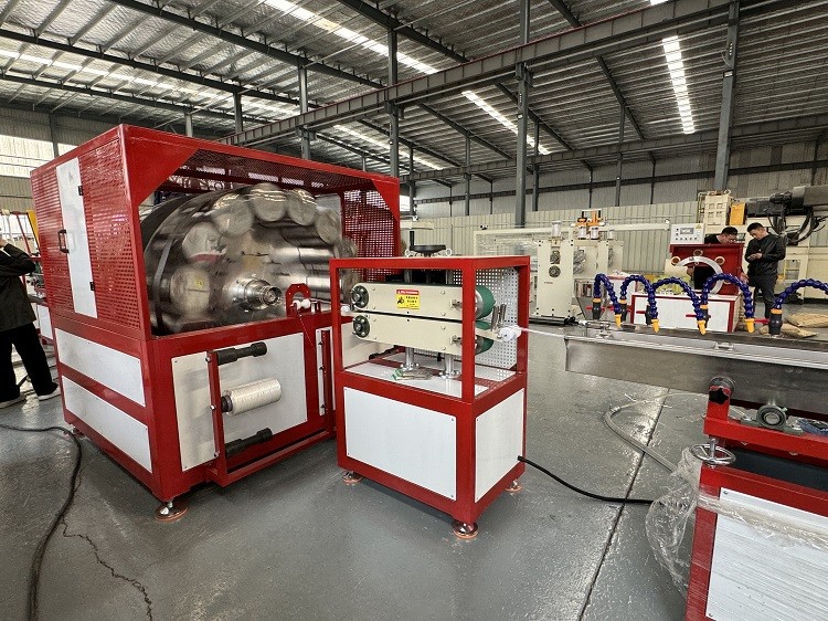 Sino Holyson HSJ-65/28 16-50mm PVC Clear Water Hose Making Machine