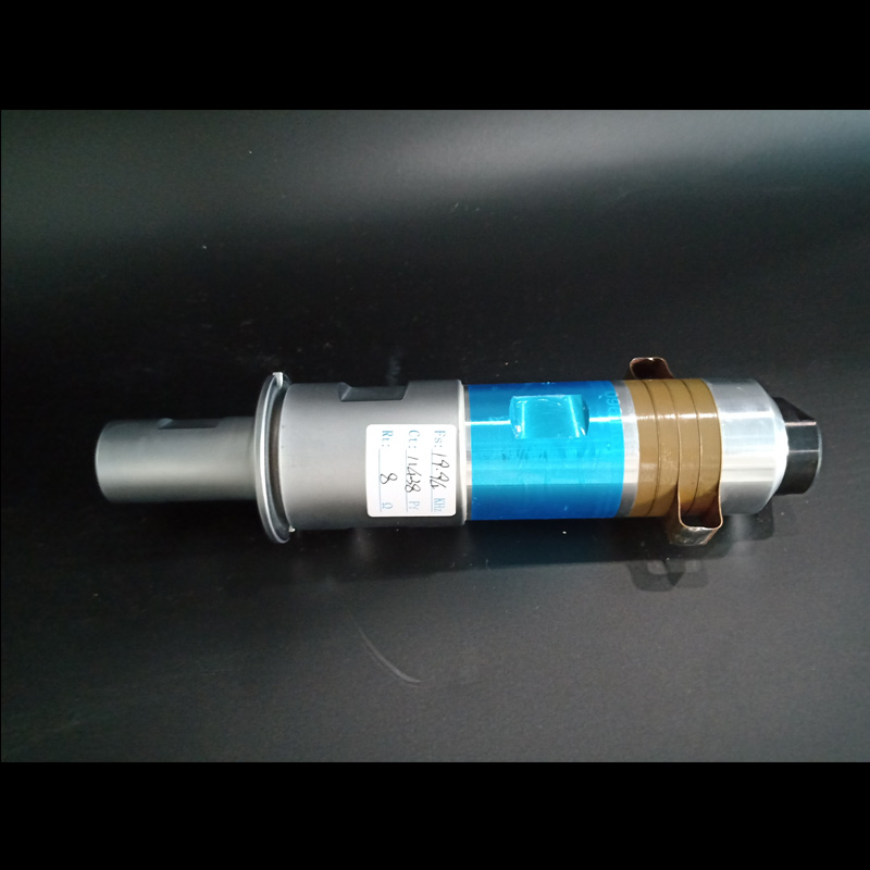 1500W/20KHZ ultrasonic welding transducer for ABS,PVC,PP,PS,Acrylics,Nylon,P.C,PE Plastic Welding