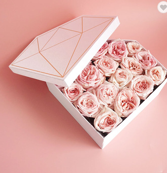 Varnishing Ready To Ship Black White Pink Red Stripe Square Small Rose Cardboard Paper Packaging Single Flower Rosen Box