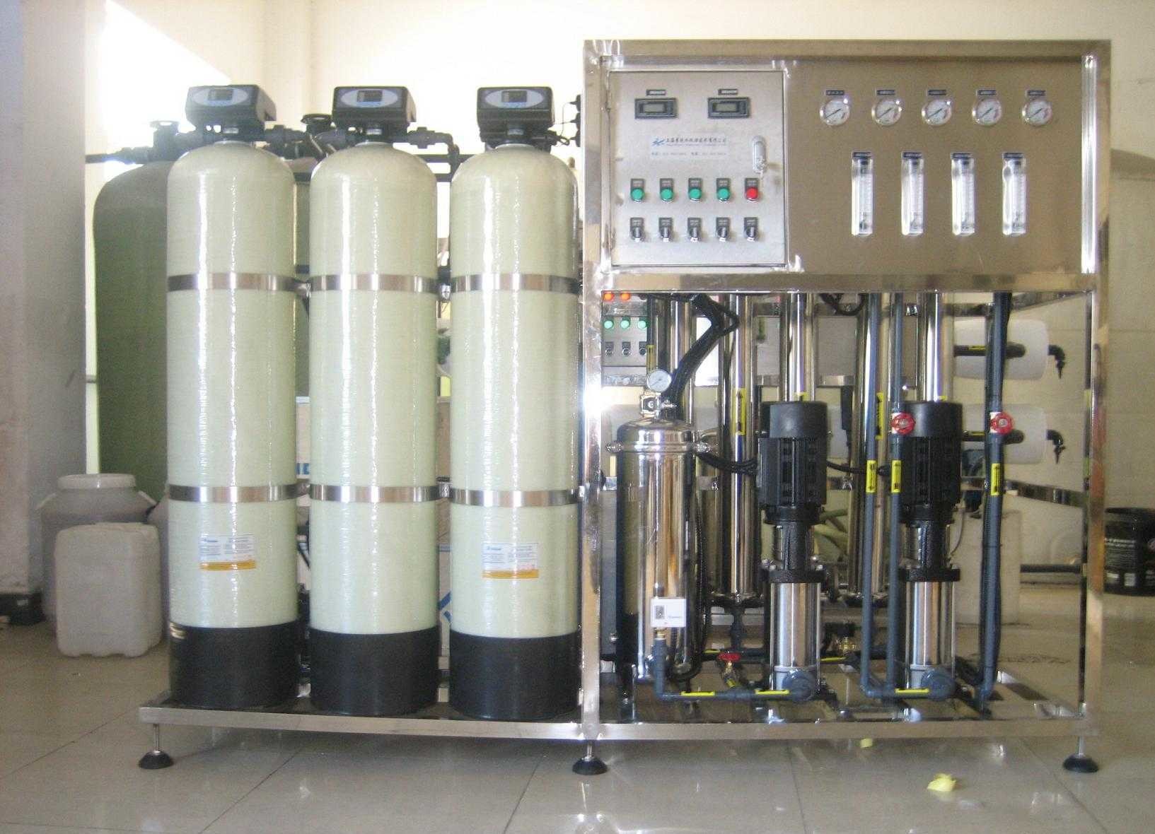 Automatic 1000L/Hour RO Water Purification Plant 220-400V PLC