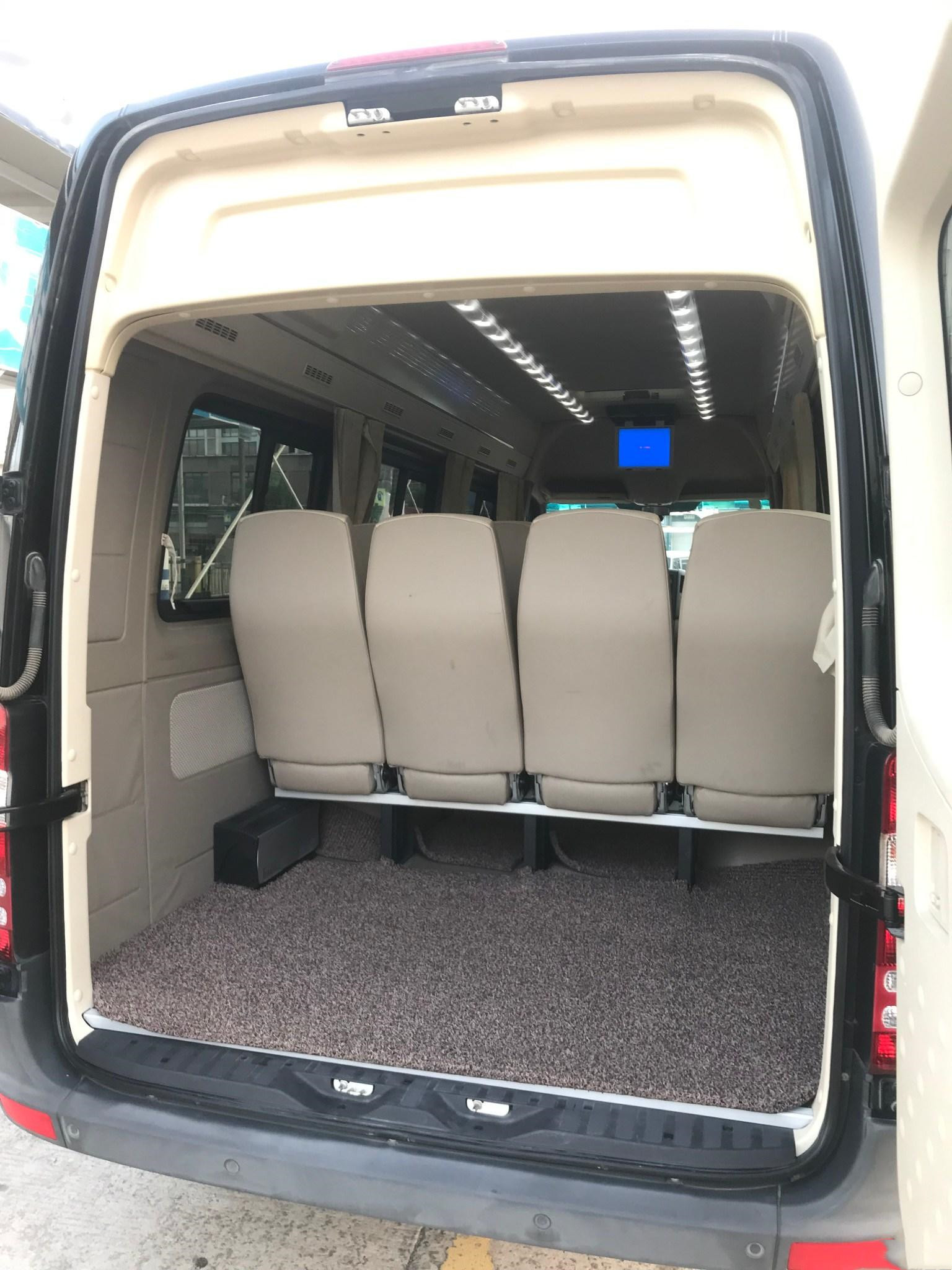Mini Benz Bus 17seats Used Van Hagrid 110KW 2017 Optional