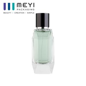 Empty Packaging and Bottle Foundation Glass Bottle with Press Pump and Cap 70ml