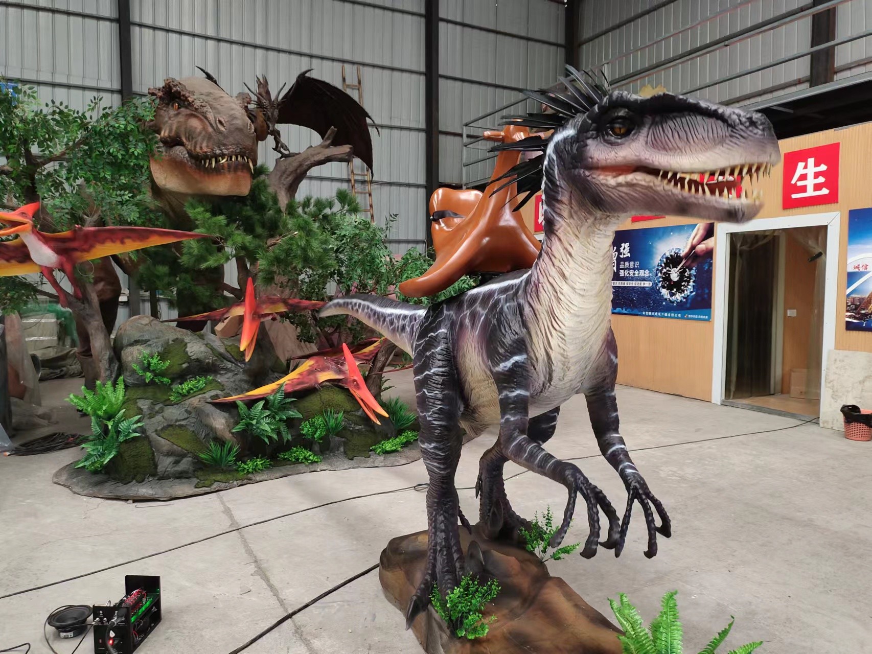 Live Show Animatronic Dinosaur Ride For Kids Riding