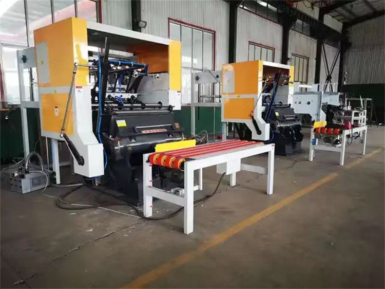 Plastic Film Auto Feeder Die Cutting and Creasing Machine for Corrugated Carton Box