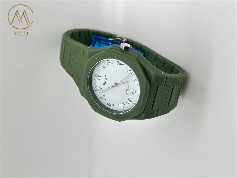 The Perfect Combination of Style and Fuction Stainless Steel Quartz Wrist Watch