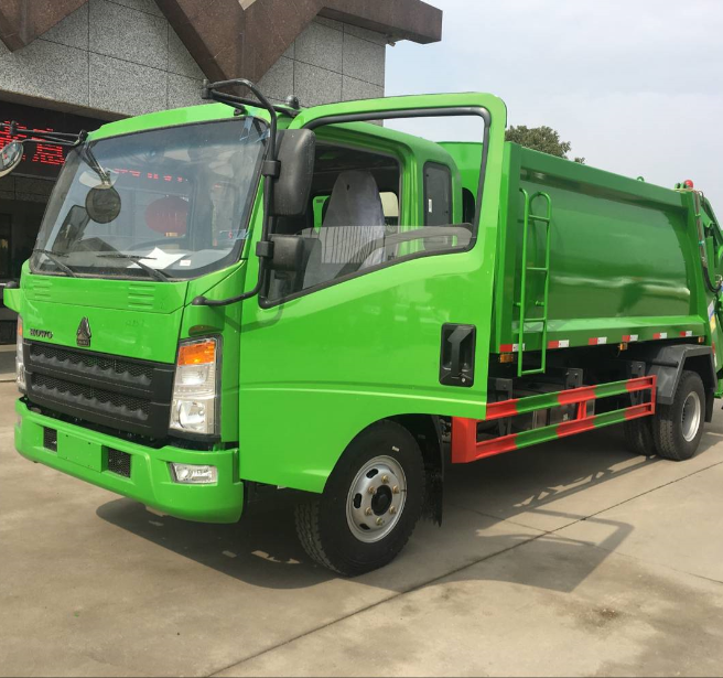 SINOTRUK HOWO 4X2 Compressed Refuse LCV Truck, Light Duty Commercial Vehicle Truck, 6CBM