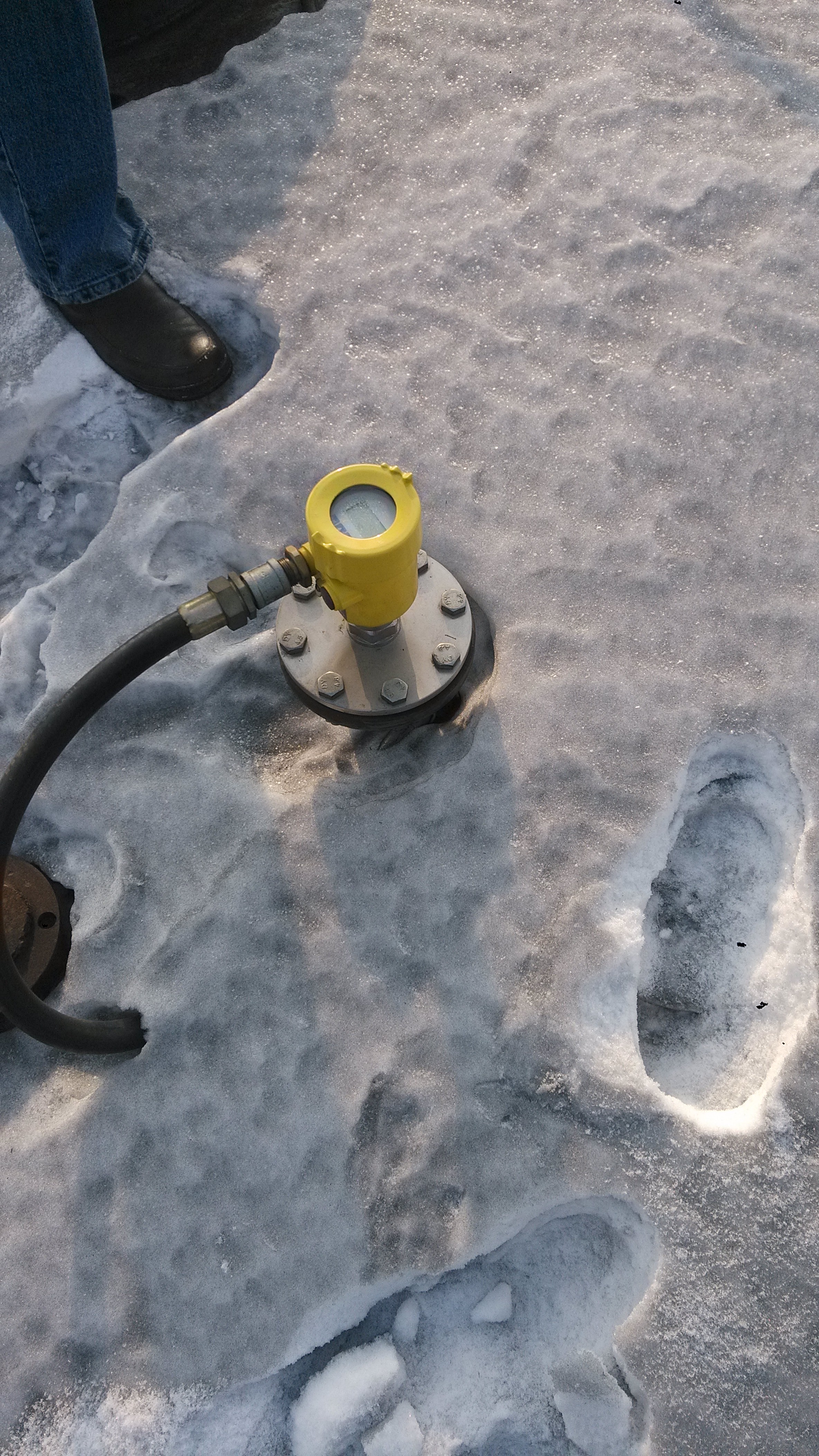 KLD801 Radar Level Gauge For Non-corrosive Liquids Is Used For Level Monitoring Of Non-corrosive Liquids