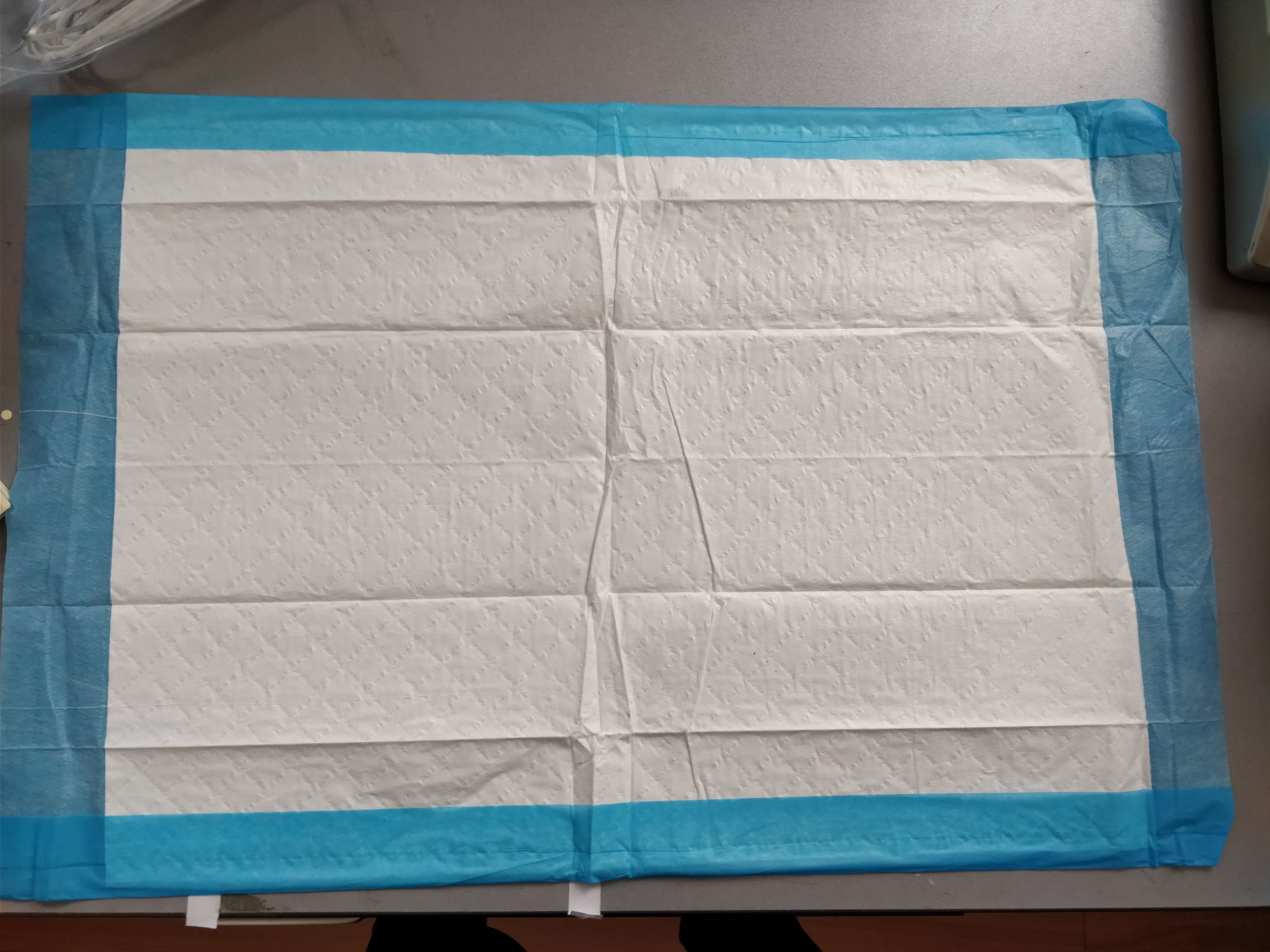 35~120g Disposable Under Pads Non Woven Bed Protection For Hospital Use