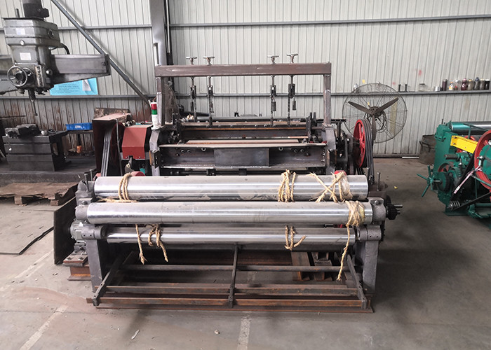 Eco Friendly Wire Net Making Machine 70 Times / Min Speed ISO9001 Certificated
