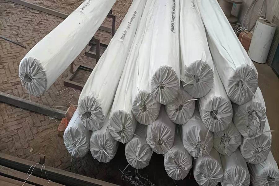 Q195 Q235 Wire Wrapped Screens Sand Control Deep Well Pipes 10Inch