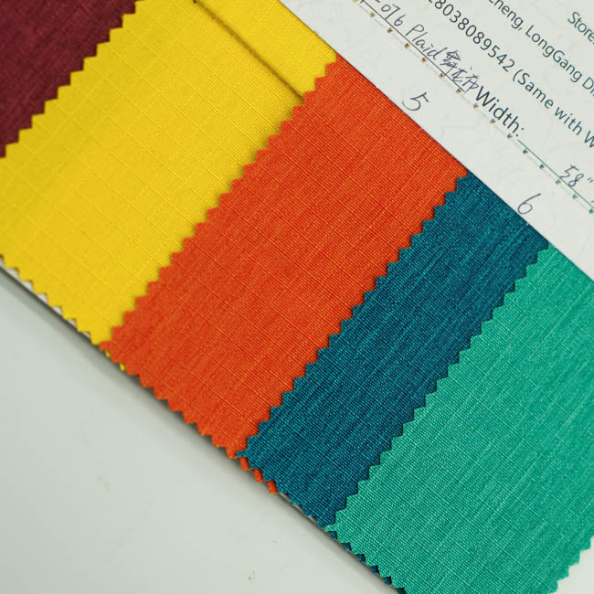 100% Polyester Plaid Pattern Fabric With Fashionable Colour For Professional Outdoor Product And Bags