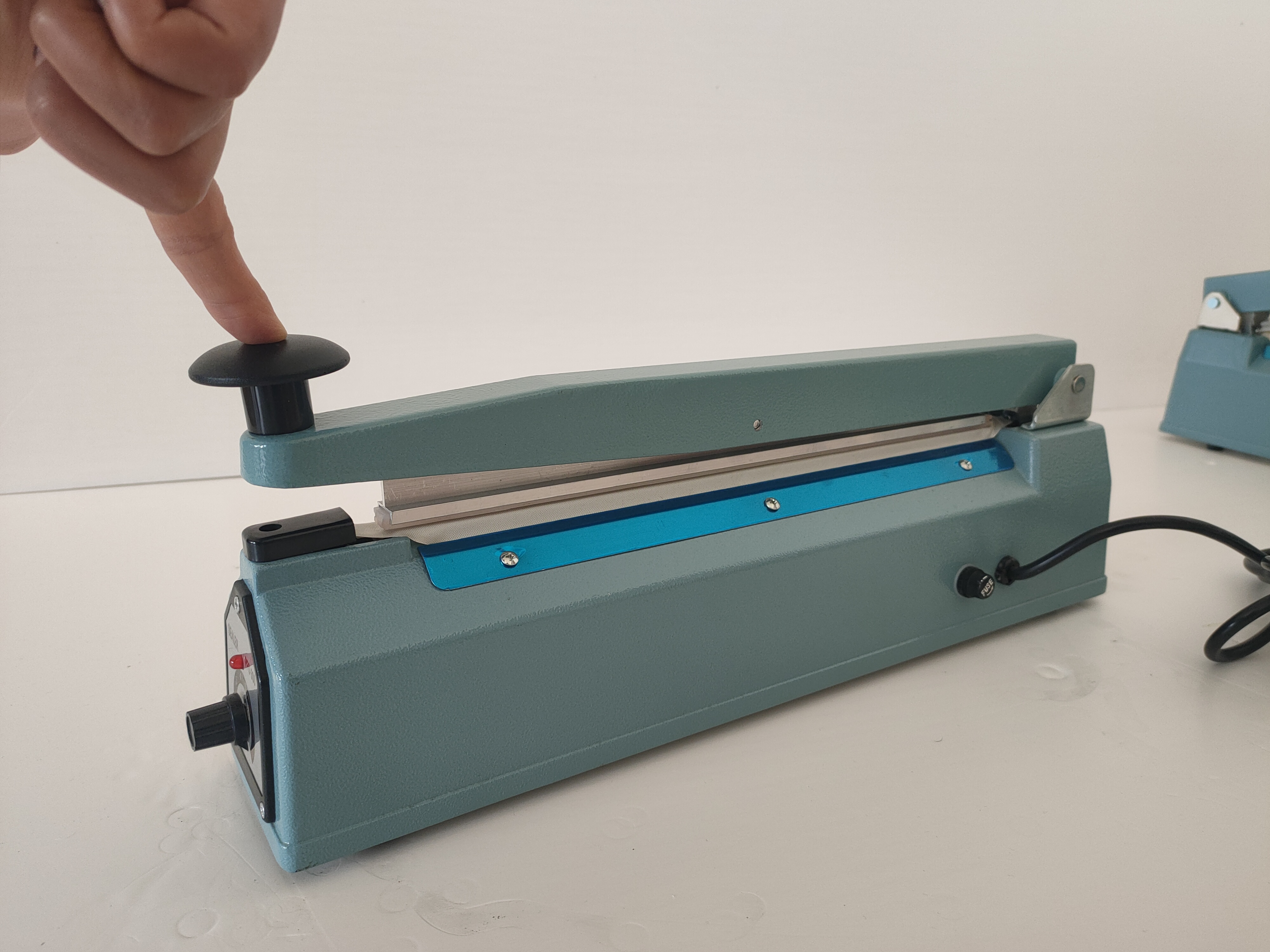 Max Speed 5m/min PFS Mini Hand Impulse Heat Sealer for Plastic Films and Hand Packing