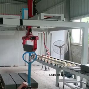 China LCD Screen Automatic Loading Unloading Equipment Custom Clamp Loading Unloading System on sale China LCD Screen Automatic Loading Unloading Equipment Custom Clamp Loading Unloading System on sale