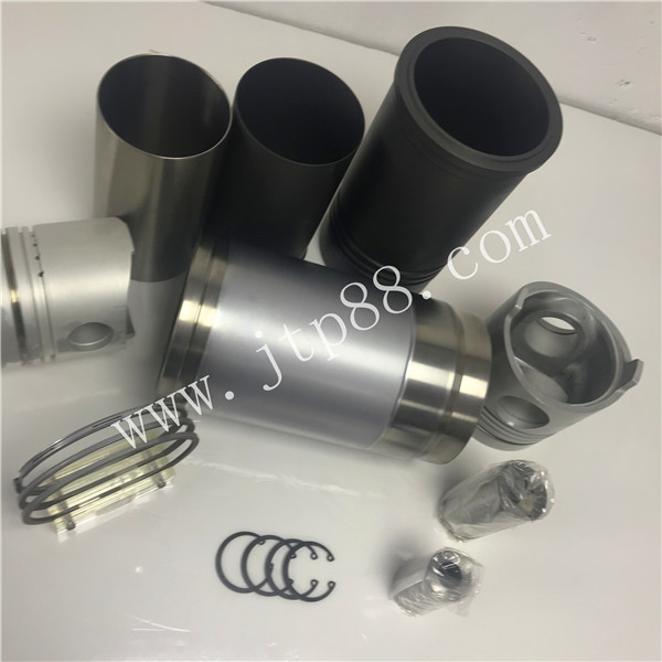 Excavator Engine Parts Piston Dia 111mm 121mm Length For Korean DAEWOO
