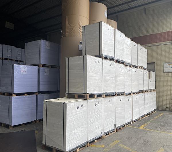 Quality Offset Printing Uncoated Wood Free Paper For Advertising Brochures for sale