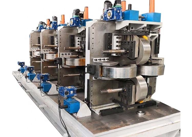 High Efficiency Steel Pipe Making Machine Fully Automatic Long Service Life