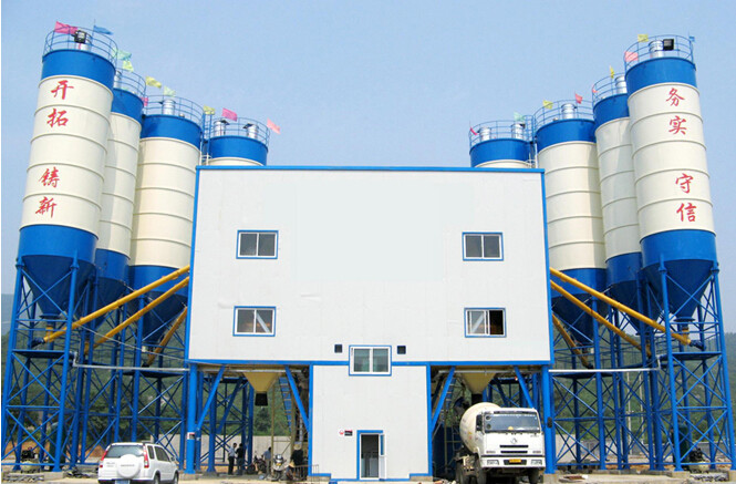 HZS180 205KW 180m3/H Mobile Concrete Batching Plant Road Construction Machinery