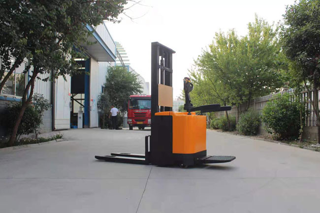 Full Electric Motorized Pallet Jack 1 Ton Lifting Height 3000mm For Warehouse