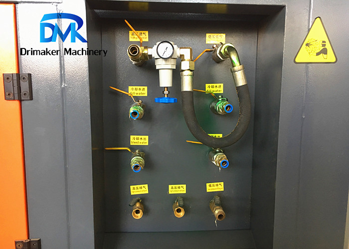 Stable Performance Pet Blow Moulding Machine Servo Motor System 5500KG