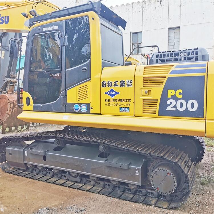 Original Japan Made Used Komatsu PC200-6 Excavator Good Condition Bucket Capacity 0.8m3