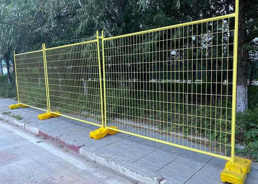 3.0mm Temporary Fence Australia Pvc Coated Mesh Hole 75*150mm Welding