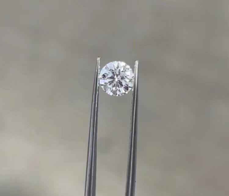 Laboratory Grown Man Made White Diamond Round Brilliant Cut 3ct IGI Certified