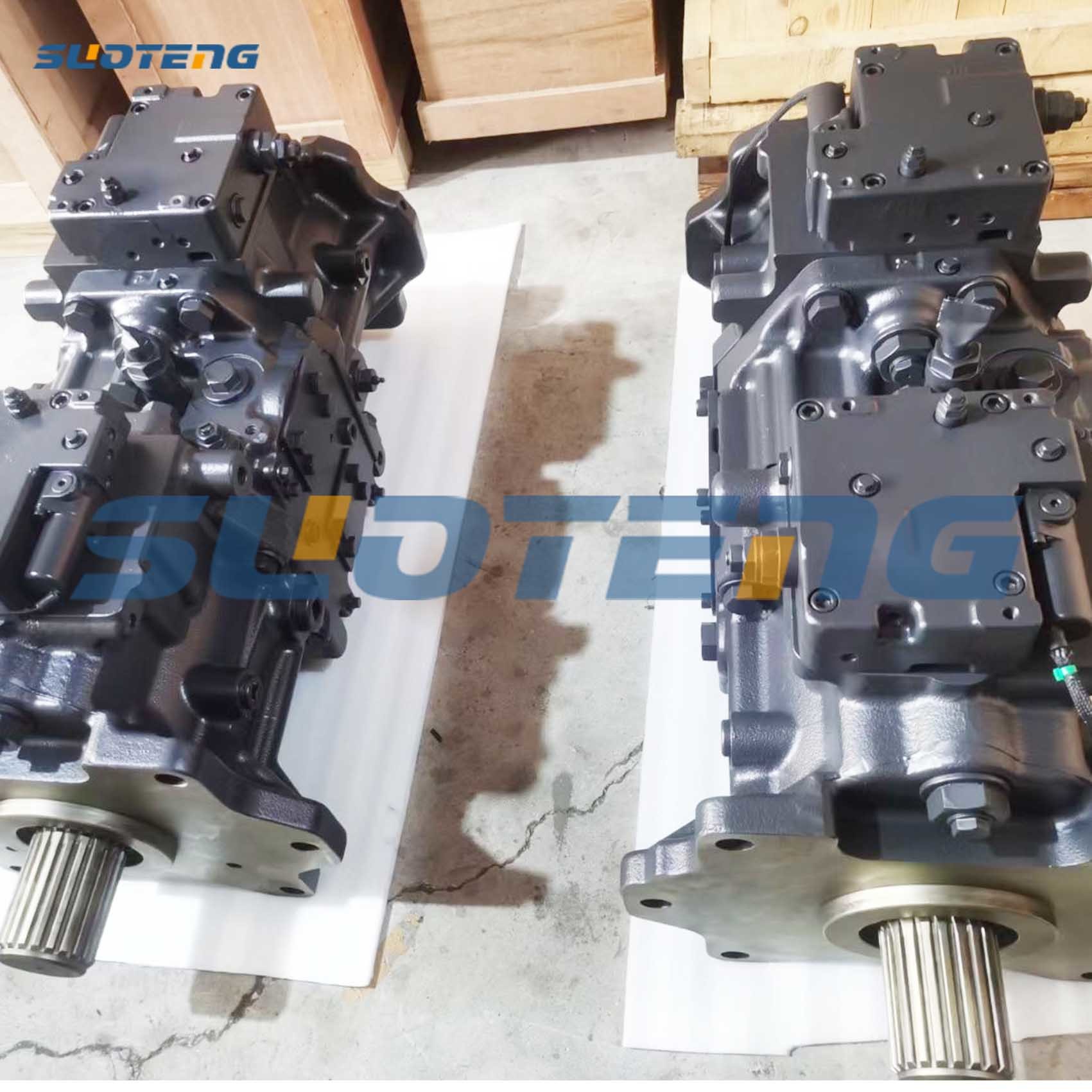 Mining Excavator PC2000-8 Hydraulic Pump 708-2K-00122 Main Pump 7082K00122