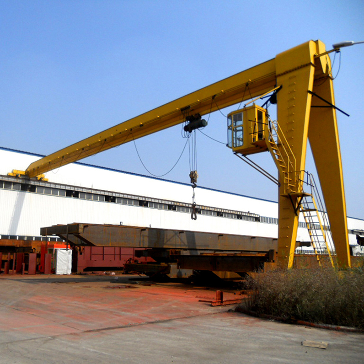 Box Type Single Beam Electric Gantry Crane 16T Rail Mobile Warehouse