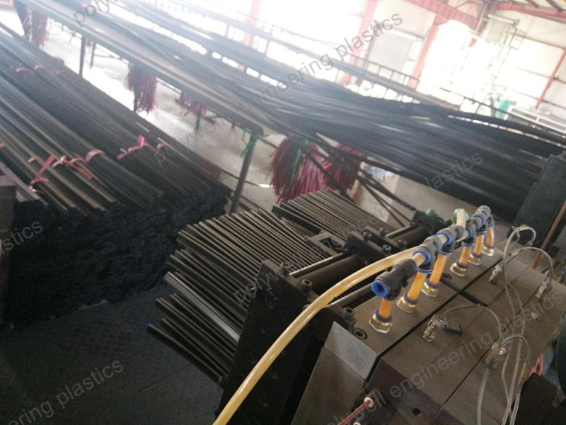 Black Nylon 66 Polyamide Thermal Break Thermal Barrier Tape For Plastic Extrusion Profiles