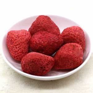 25% Sugar Content Sweetened FD Strawberry Mix 5kg Bulk For Snacking
