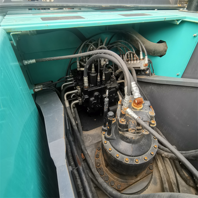 Good Condition Kobelco 25 Tons Crawler SK250 Heavy Construction Equipment 2019 Year