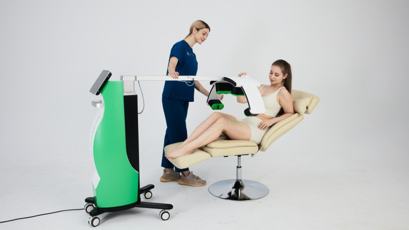 110cm Laser Physiotherapy Machine 10D Green Diode Emerald Laser Fat Reduce Machine