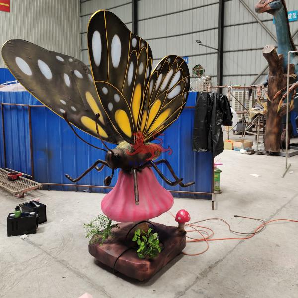 Waterproof Theme Park Realistic Animatronic Butterfly Insect Model For Business